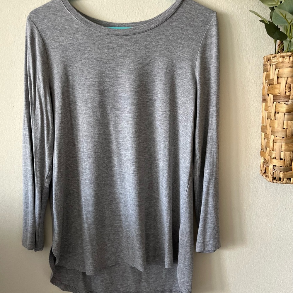 Gray long sleeve Luxe Tee